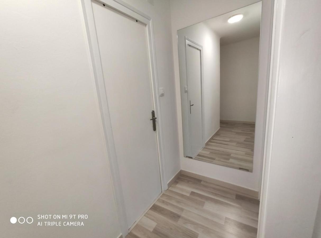Apartamento Confort I Сео-де-Уржель Экстерьер фото